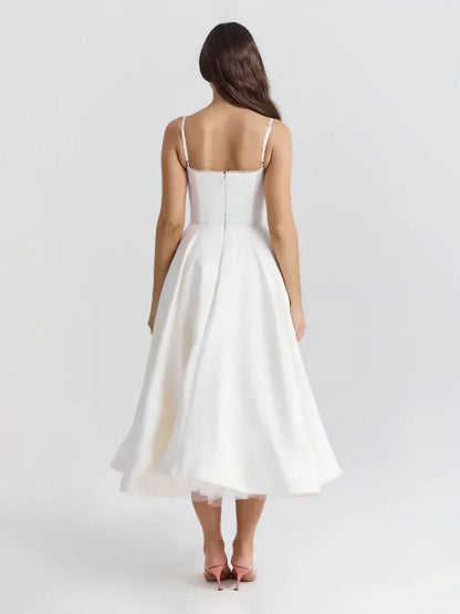 Ausgestelltes Abendkleid