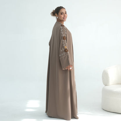 Bestickter Kimono mit Blumenmuster