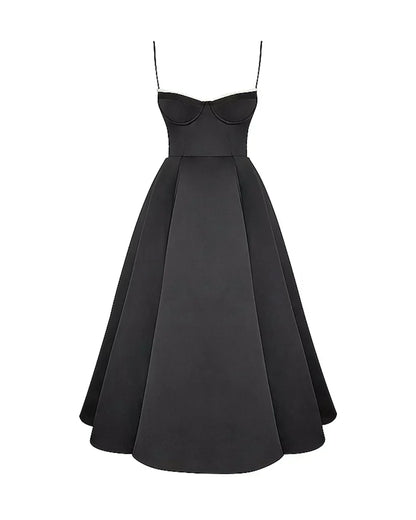 Ausgestelltes Abendkleid