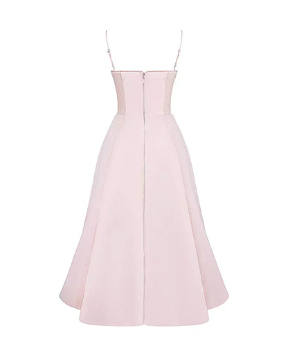Ausgestelltes Abendkleid