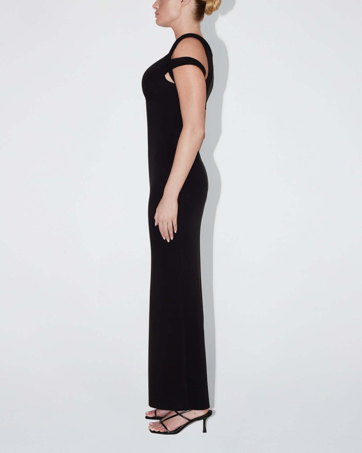 One-Shoulder Maxikleid
