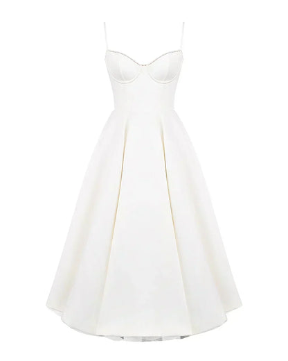 Ausgestelltes Abendkleid