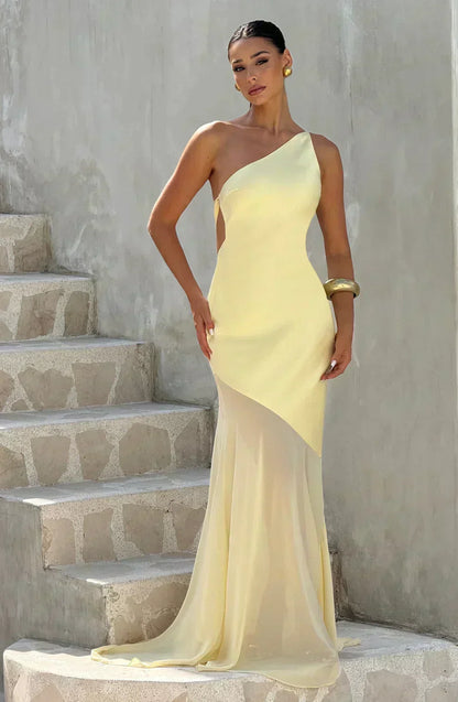 One-Shoulder Abendkleid