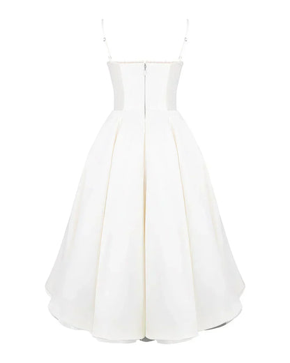 Ausgestelltes Abendkleid