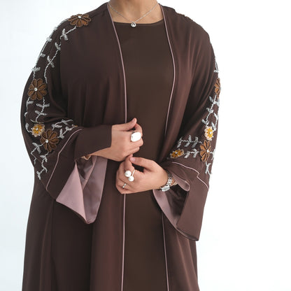 Bestickter Kimono mit Blumenmuster