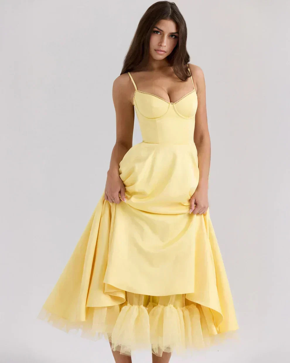 Ausgestelltes Abendkleid