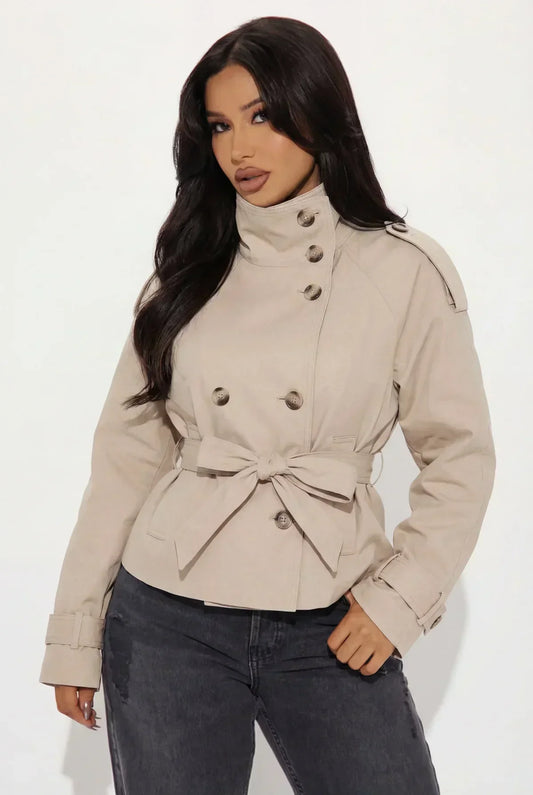 Viraler Trenchcoat