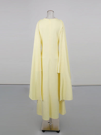 Abaya mit Perlenbesatz