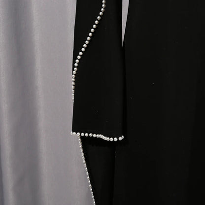 Abaya mit Perlenbesatz
