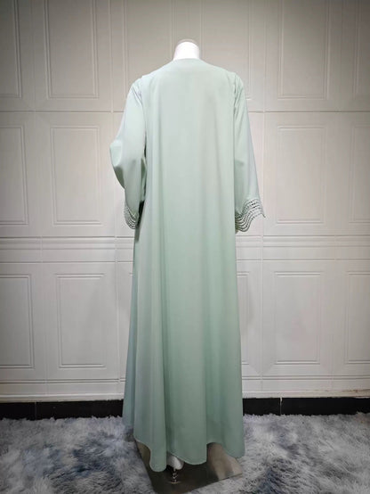 Eleganter Kimono mit Verziehrung