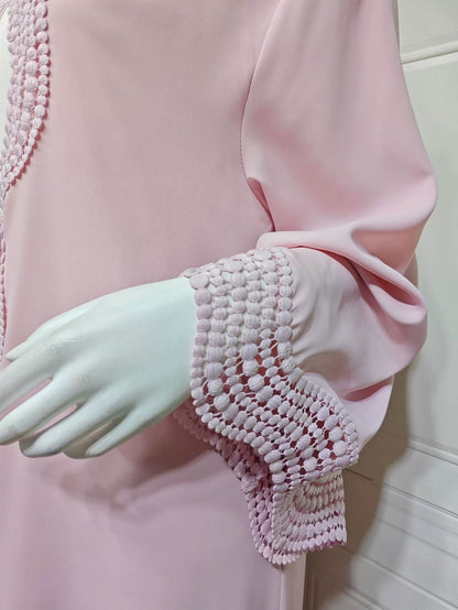 Eleganter Kimono mit Verziehrung