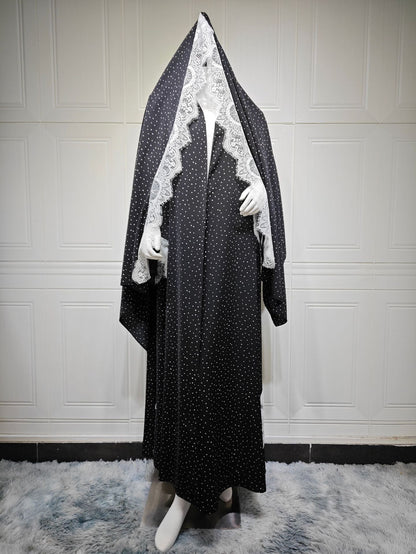 Gepunktete Abaya mit Spitzencape